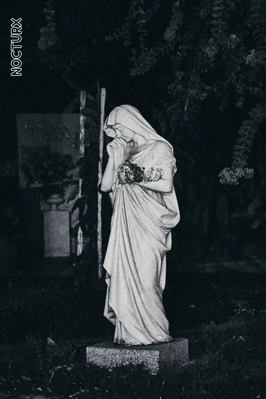 Una Noche en el Cementerio